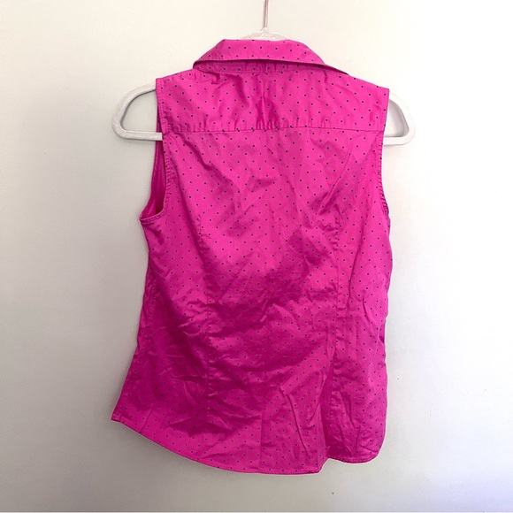 Banana Republic Non-Iron Vibrant Pink Button Down Sleeveless Blouse - Size 10 - Picture 3 of 5